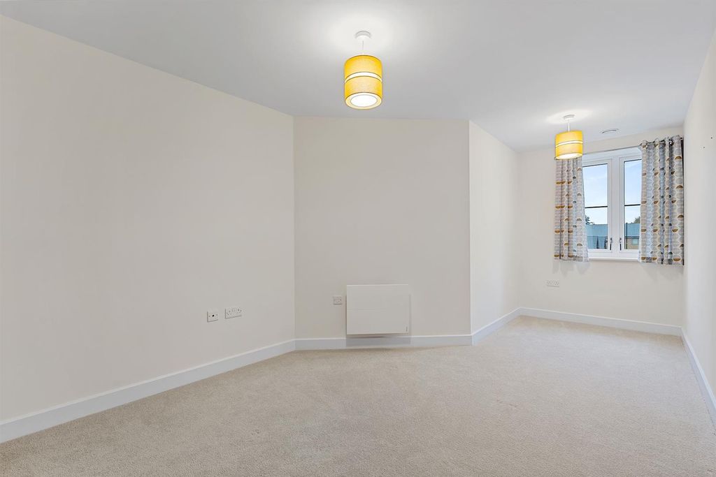 Additional image 6 of 1 bed flat for saleHampton Place, Anglesea Rd, Shirley, Southampton SO15