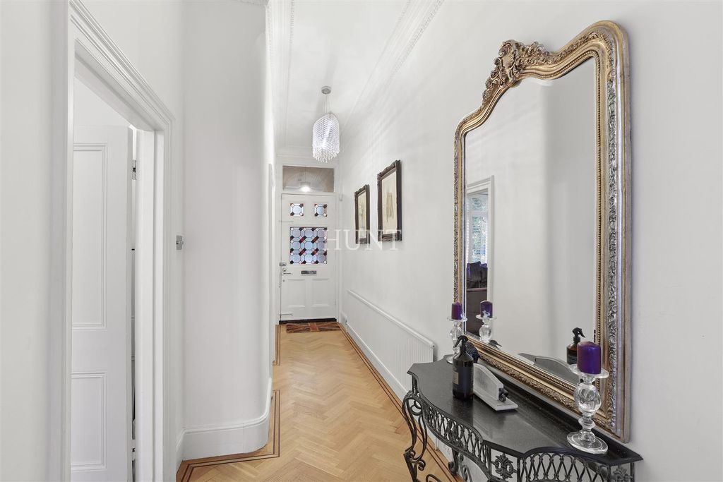 Additional image 13 of 5 bed terraced house for saleBroomhill Road, Woodford Green IG8
