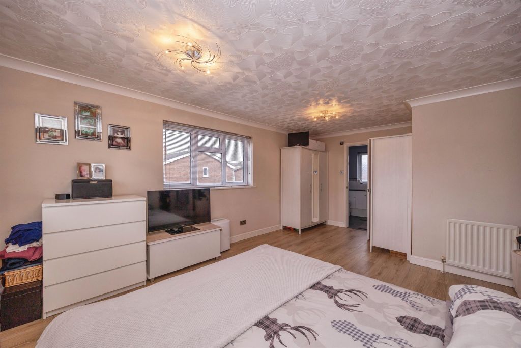 Additional image 16 of 4 bed end terrace house for saleSeaway Crescent, Southsea PO4
