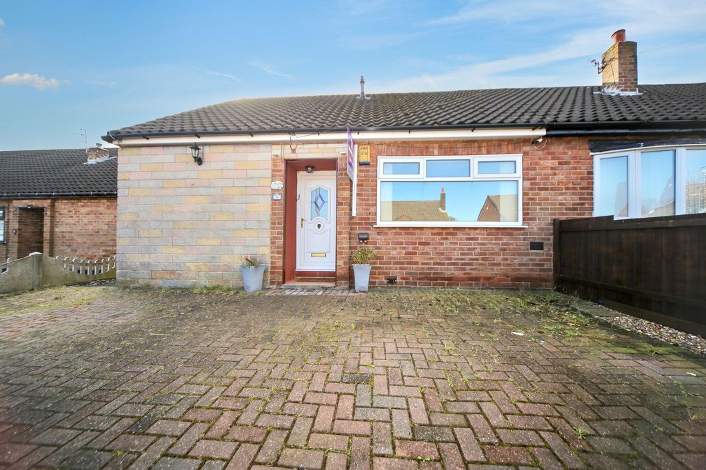 3 bed semi-detached house for saleBold Street, Wigan WN5