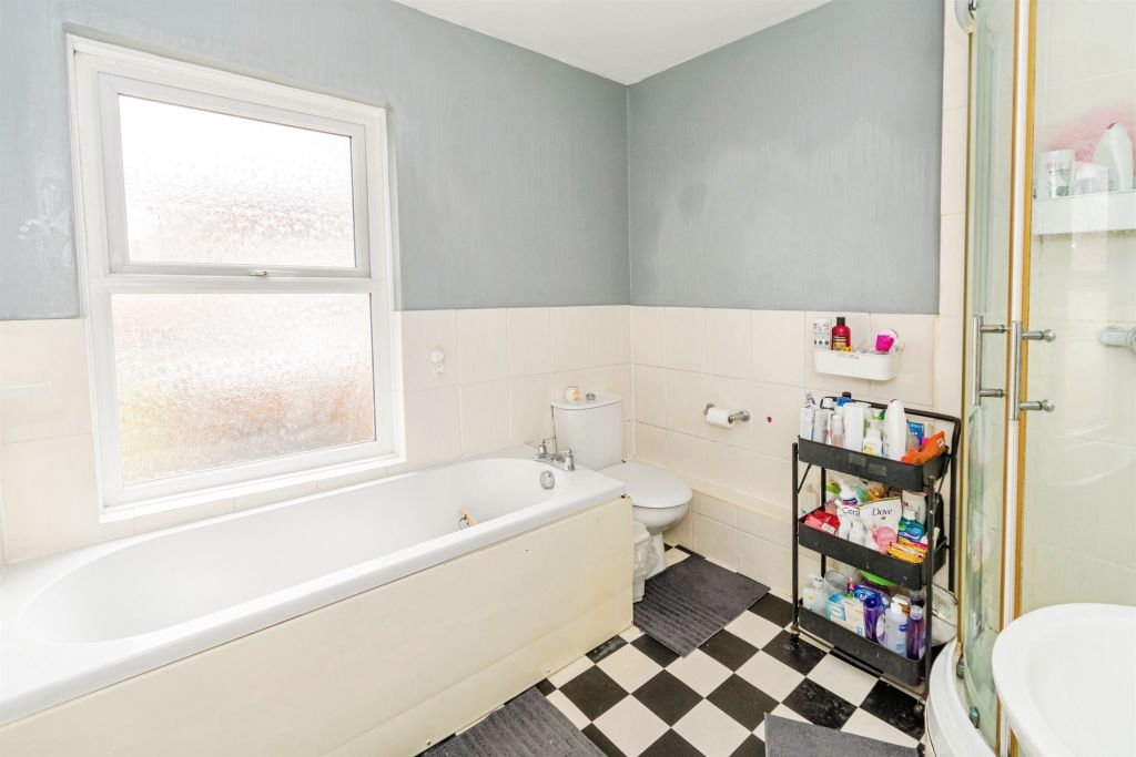 Additional image 15 of 2 bed terraced house for saleRomsey Road, Southampton SO16