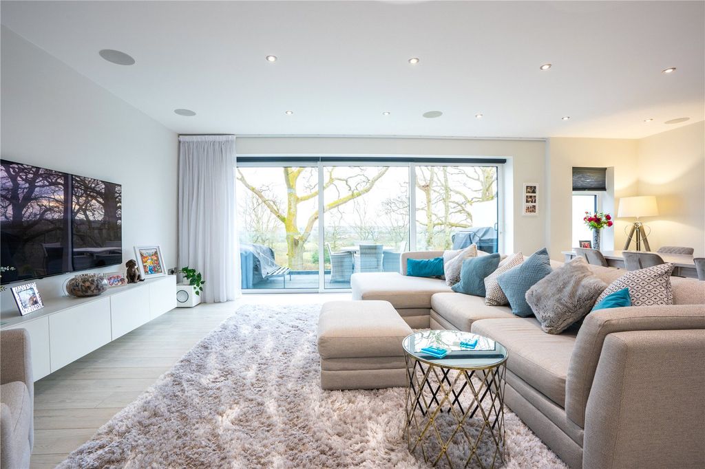 Additional image 7 of 5 bed detached house for salePark Homer Drive, Wimborne, Dorset BH21