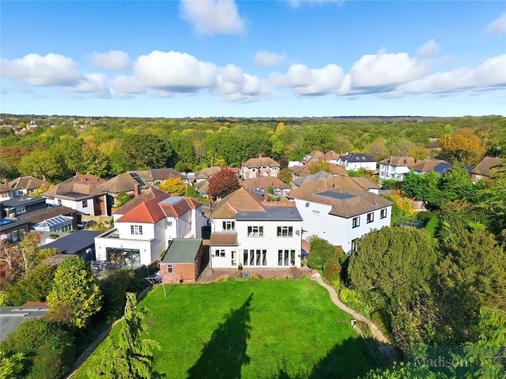 Additional image 19 of 4 bed detached house for saleKendal Close, Woodford Green IG8
