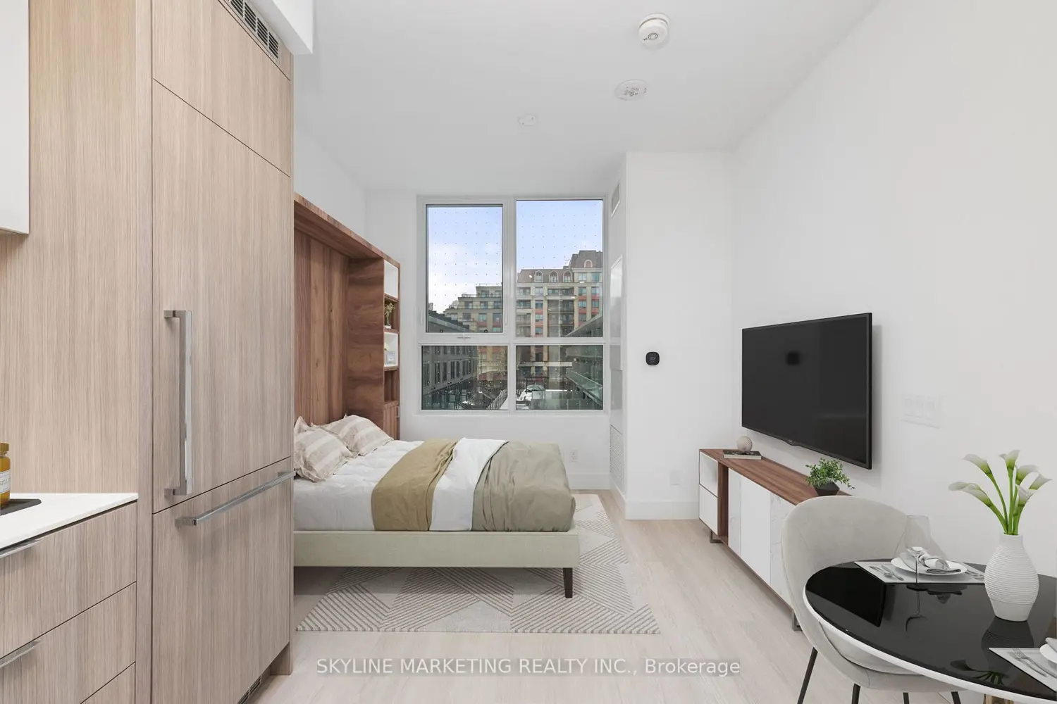 6 Greenbriar Road 210 photo 5