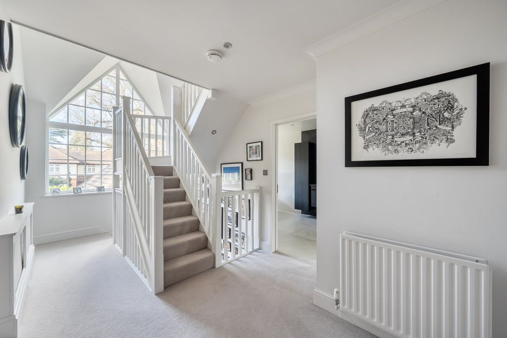Additional image 15 of 6 bed detached house for salePyrford, Surrey GU22
