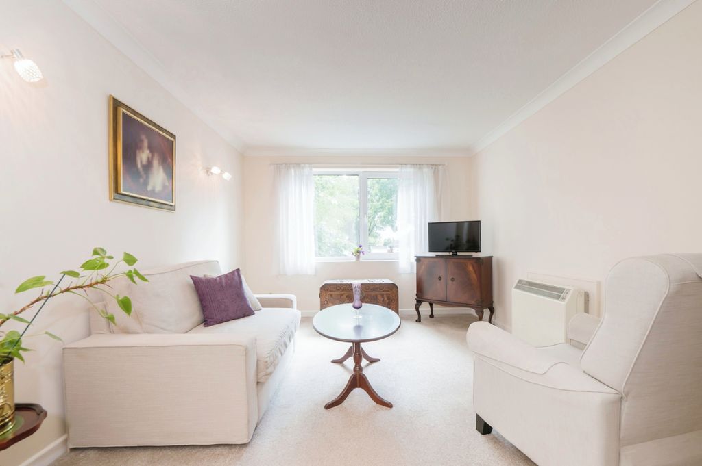 1 bed flat for saleHomepoint House, Bitterne SO18