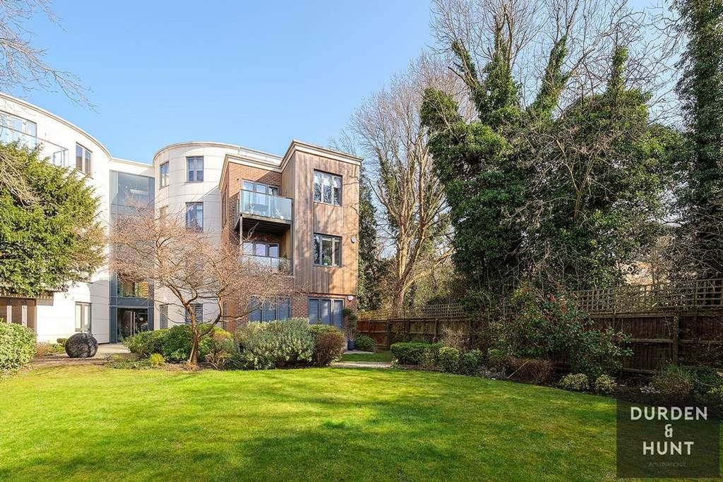 Additional image 38 of 2 bed flat for saleWhitehall Road, Woodford Green IG8