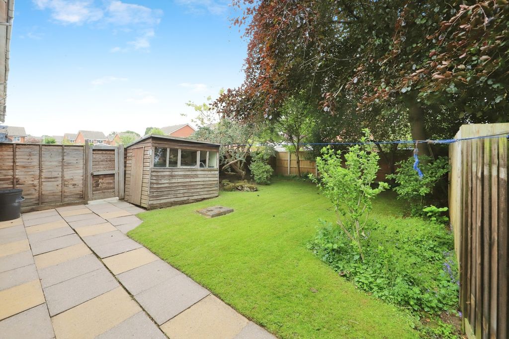 Additional image 6 of 2 bed maisonette for saleGainsborough Drive, Perton Wolverhampton, Staffordshire WV6