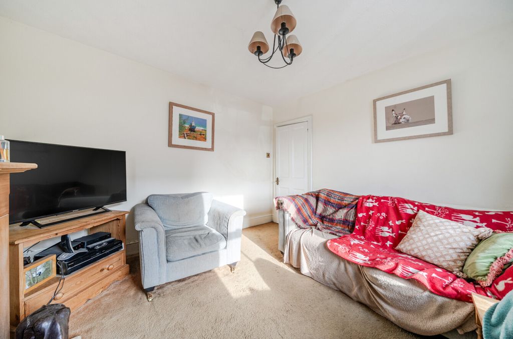 Additional image 4 of 3 bed semi-detached house for saleWescott Road, Wokingham, Berkshire RG40