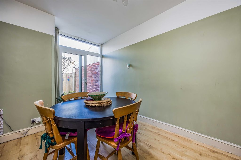 Additional image 9 of 3 bed terraced house for saleChasewater Avenue, Portsmouth PO3