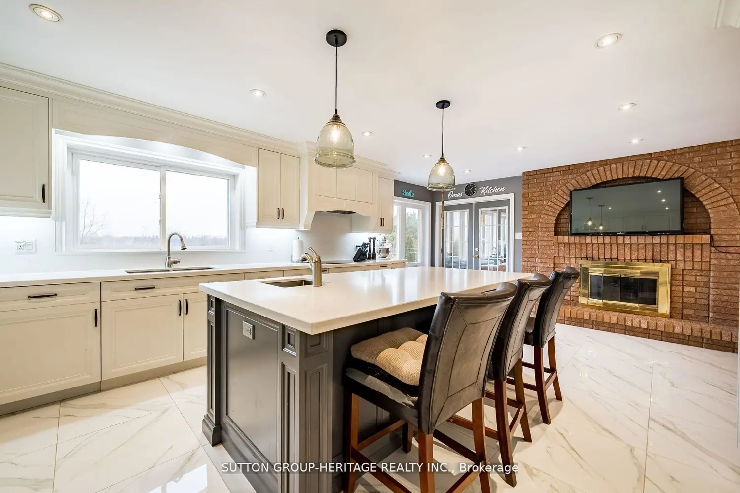 Additional image 7 of 3944 19Th Avenue