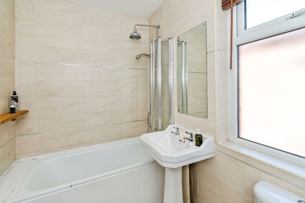 Additional image 17 of 3 bed terraced house for salePriory Road, Southampton, Hampshire SO17