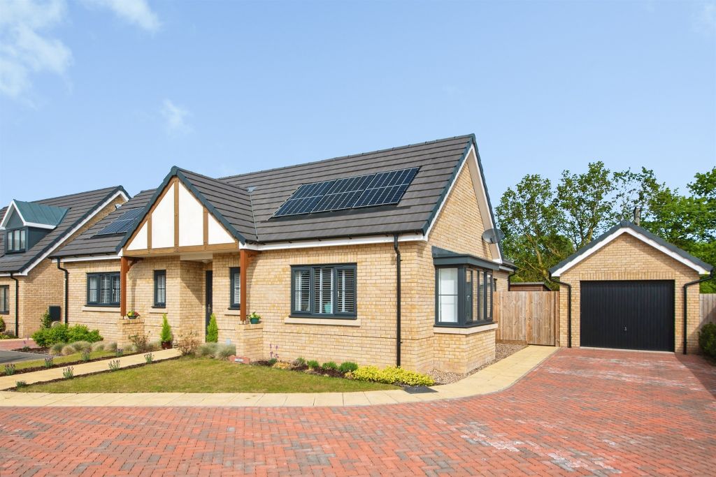 Additional image 18 of 2 bed detached bungalow for saleHotchkin Gardens, Woodhall Spa LN10