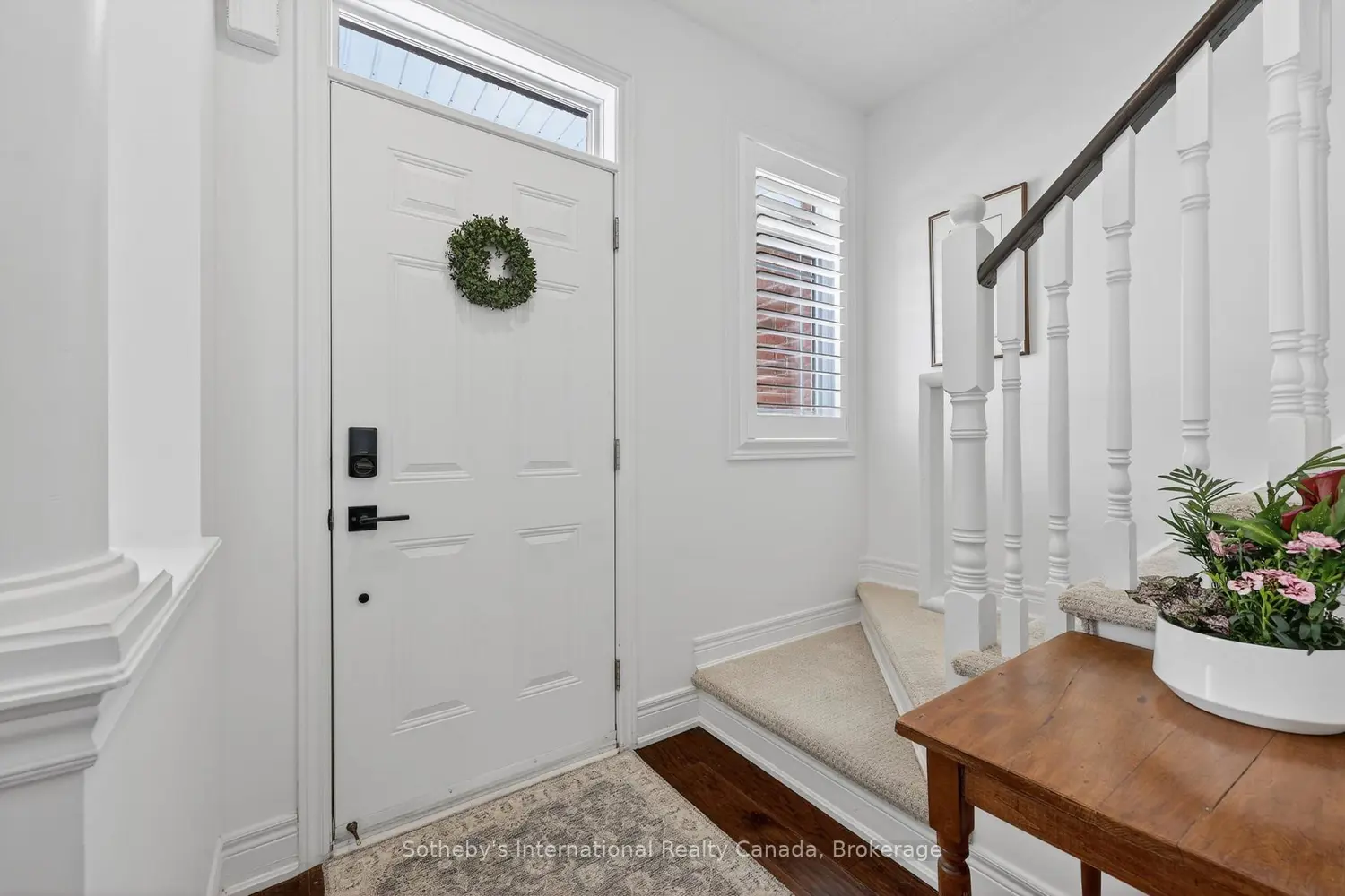 25 North Maple Street photo 3