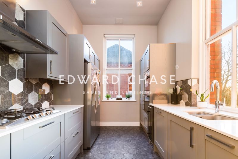 Additional image 8 of 2 bed flat for saleRepton Park, Tavistock House, Woodford Green IG8