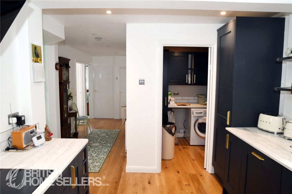Additional image 3 of 2 bed flat for saleGrand Parade, Portsmouth, Hampshire PO1