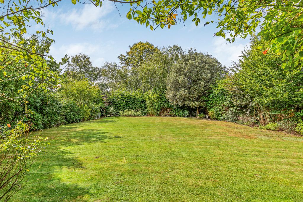 Additional image 21 of 3 bed cottage for saleRichmond Park, Richmond TW10