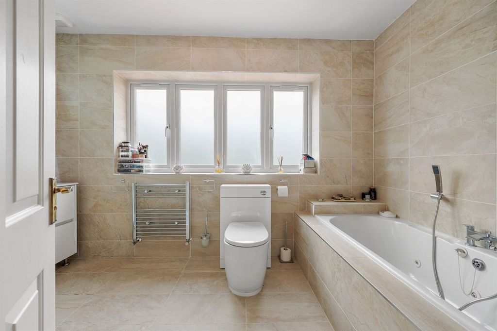 Additional image 15 of 5 bed detached house for saleAvondale Rise, Wilmslow SK9