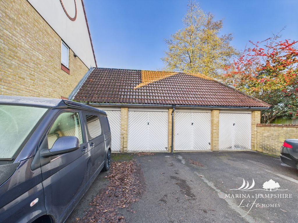 Additional image 25 of 2 bed terraced house for saleTintagel Way, Port Solent PO6