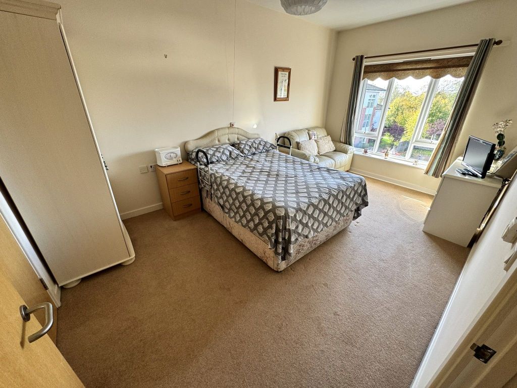 Additional image 8 of 2 bed flat for saleWinehala Court, Sandbeds Road, Willenhall WV12