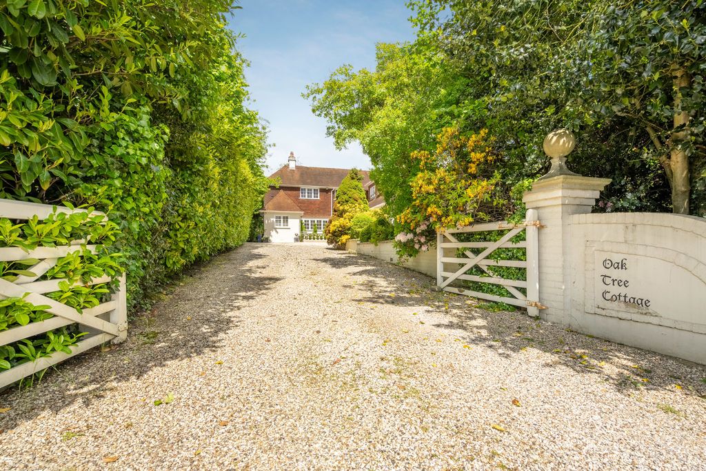 Additional image 32 of 4 bed detached house for saleNew Road, Windlesham GU20