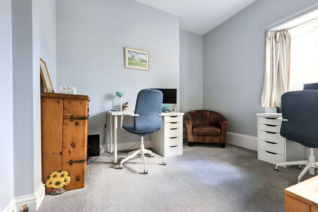 Additional image 18 of 4 bed terraced house for saleChurch Green, Witney OX28