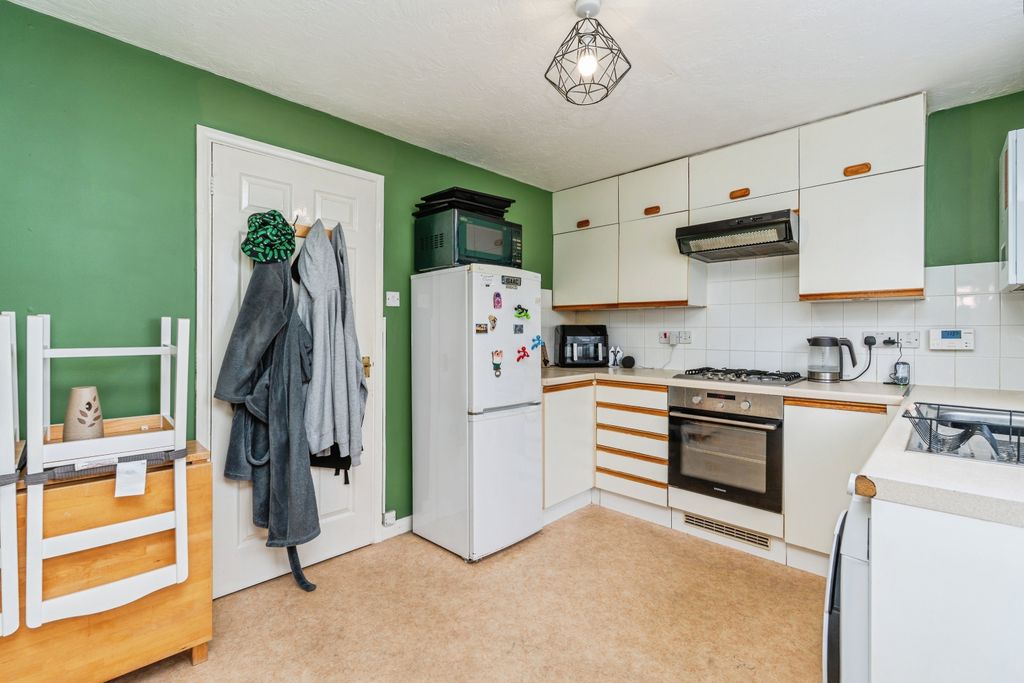 Additional image 8 of 2 bed terraced house for saleBrunel Road, Southampton SO15