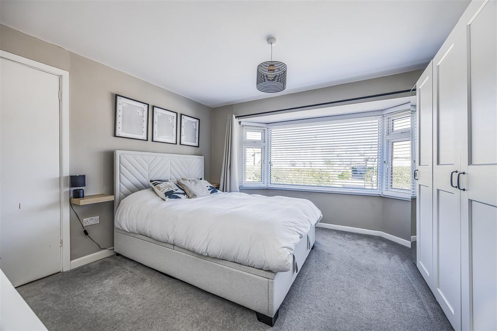 Additional image 12 of 3 bed semi-detached house for salePortsview Avenue, Portchester PO16