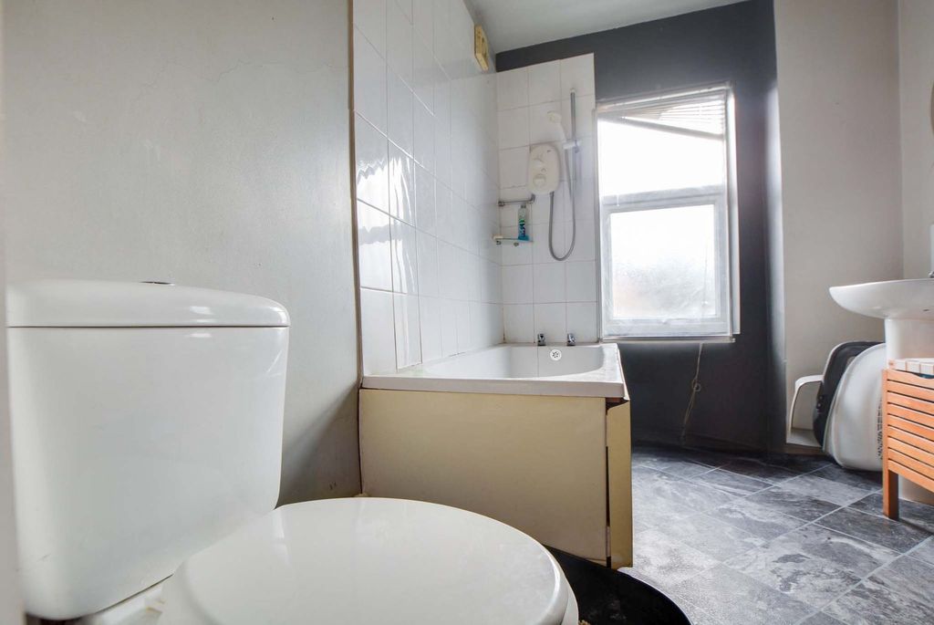 Additional image 5 of 1 bed flat for saleTimber Street, Wigston, Leicester LE18