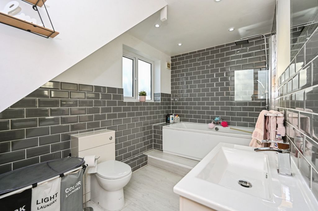 Additional image 12 of 4 bed detached house for salePalatine Close, Wigan WN3