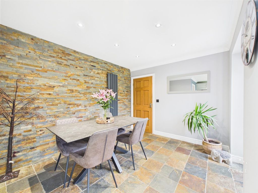 Additional image 15 of 5 bed detached house for saleLychgate Close, Burbage, Hinckley LE10