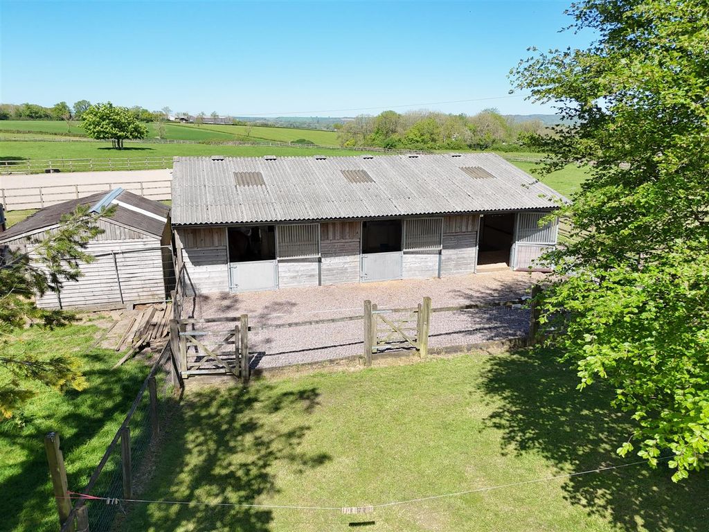 Additional image 2 of 3 bed country house for saleBowridge Hill, Gillingham SP8