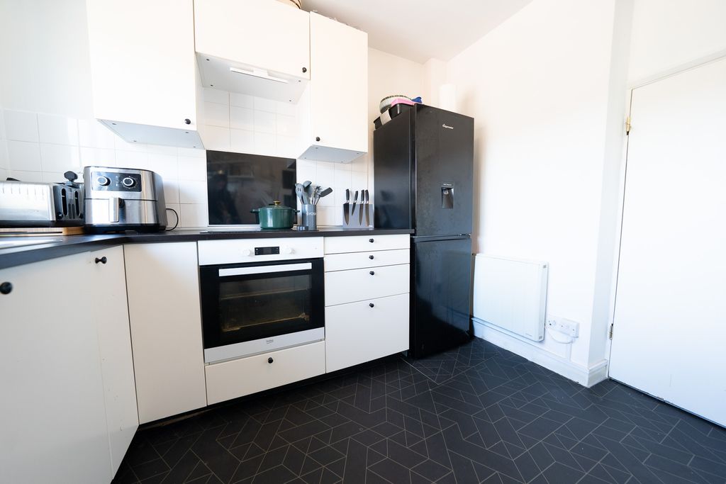 Additional image 4 of 1 bed flat for saleAsh Lodge, Arthur Street, Barwell, Leicester, Leicestershire LE9