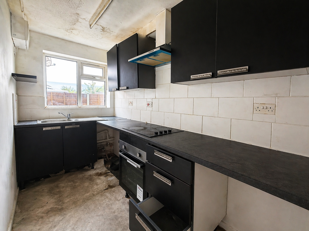 1 bed flat for saleLyle Close, Leicester LE4 photo 4