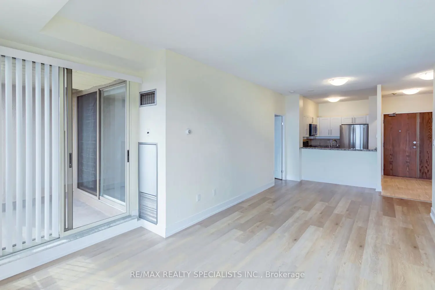 Additional image 8 of 2511 Lakeshore Road 708