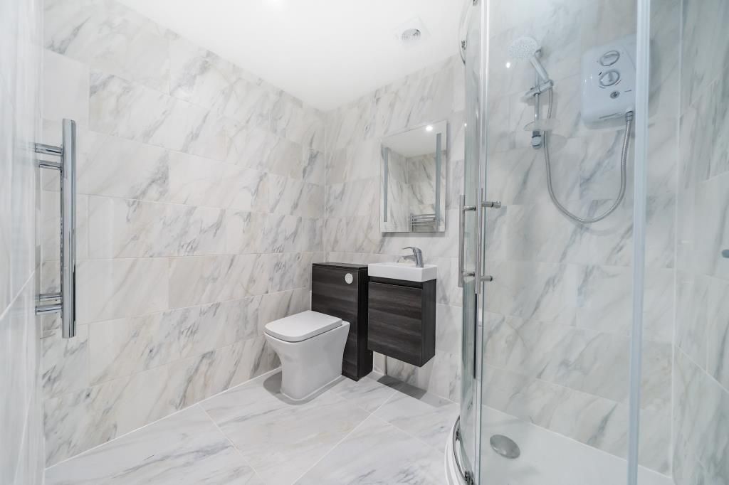 Additional image 7 of 2 bed flat for saleKidlington, Oxfordshire OX5