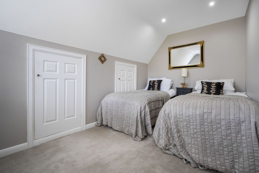 Additional image 30 of 4 bed detached house for saleNew Road, Windlesham GU20