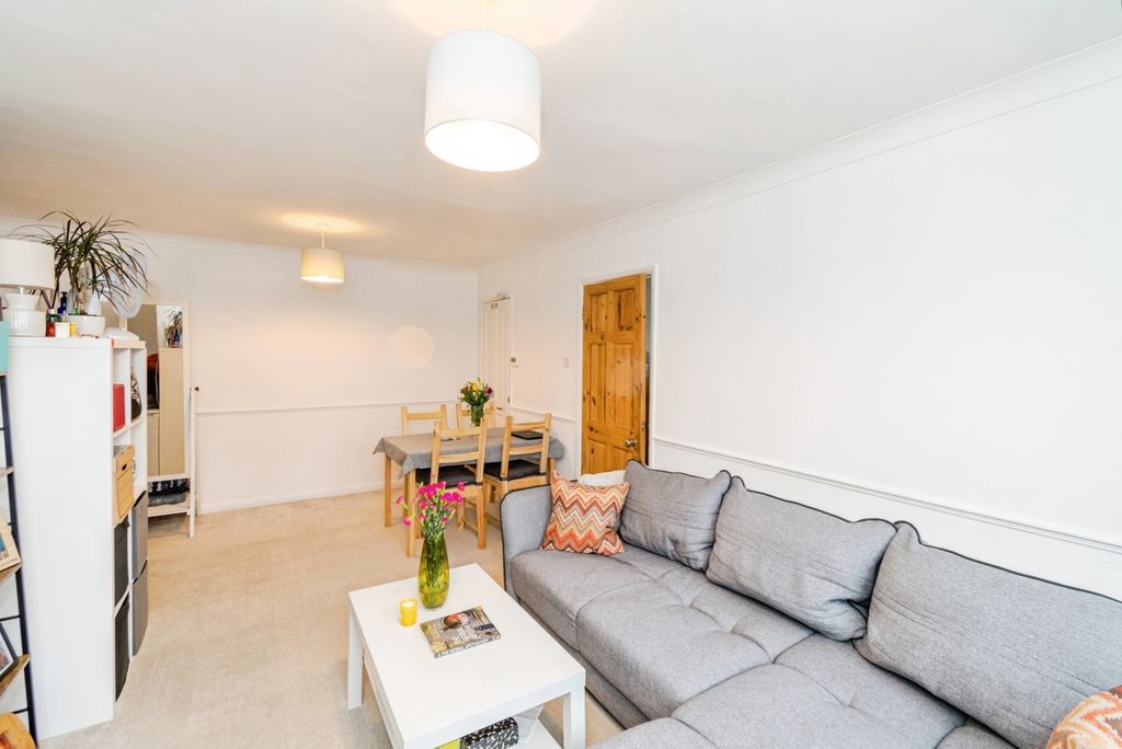 Additional image 4 of 1 bed flat for saleKent Road, St Denys, Southampton, Hampshire SO17