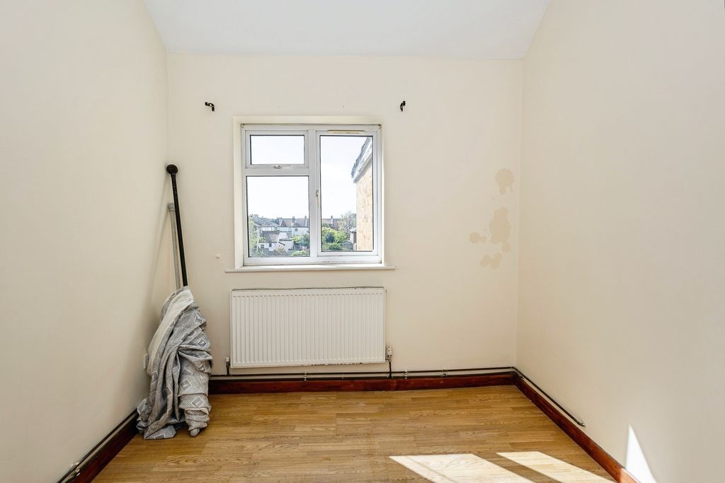 Additional image 9 of 2 bed flat for saleHighland Road, Southsea PO4
