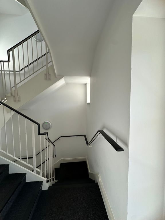 Additional image 3 of 2 bed flat for saleBeaumont Drive, Worcester Park KT4