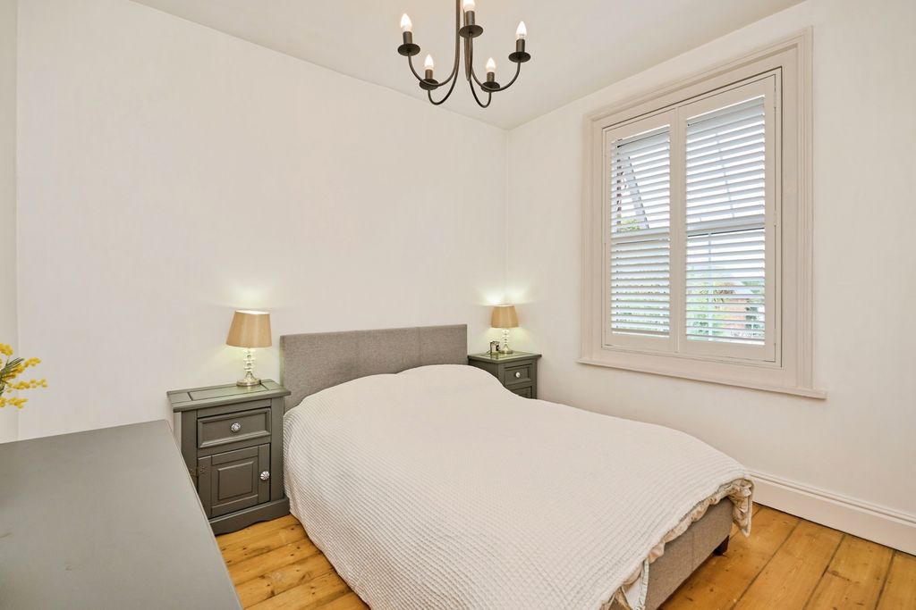 Additional image 16 of 4 bed detached house for saleCastle Road, Newport, Isle Of Wight PO30