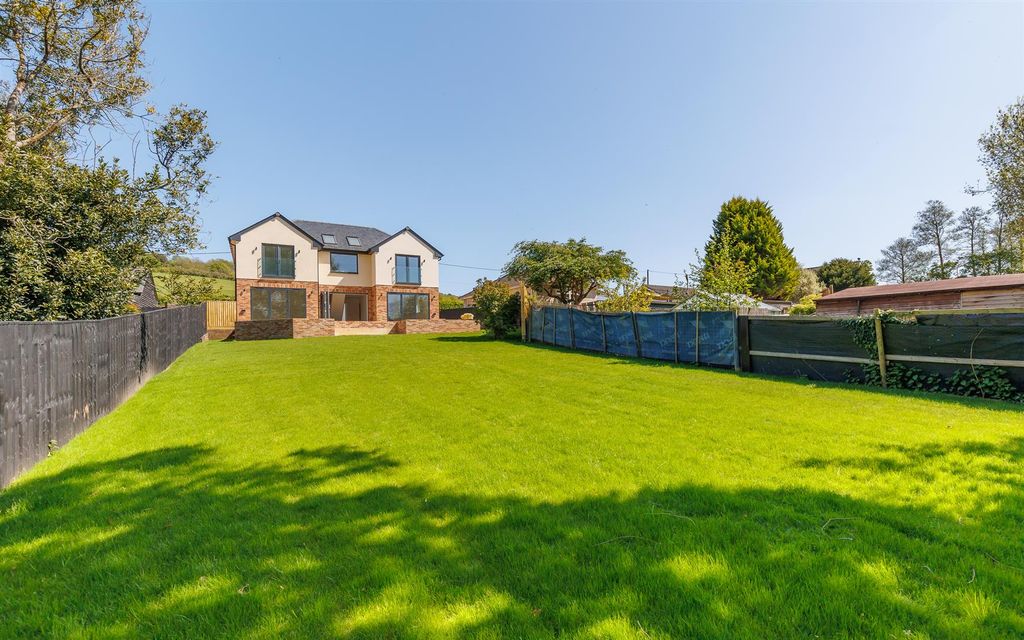 Additional image 20 of 5 bed property for saleBlackwater, Isle Of Wight PO30