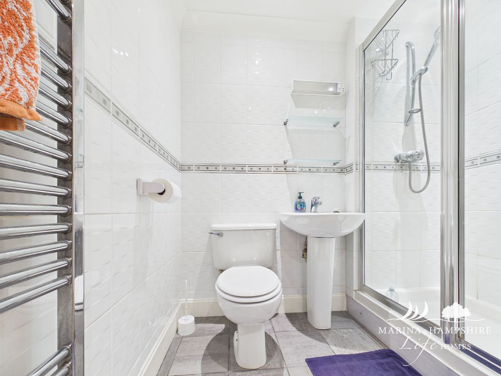 Additional image 7 of 2 bed flat for saleOyster Quay, Port Solent PO6