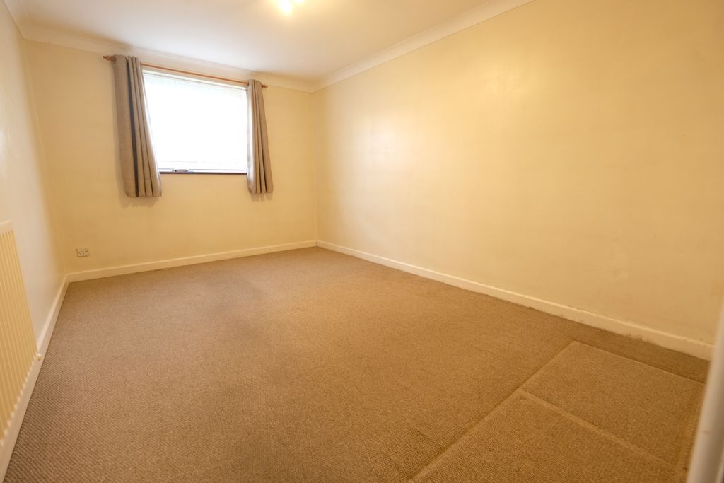 Additional image 4 of 2 bed flat for saleLawn Road, Southampton SO17