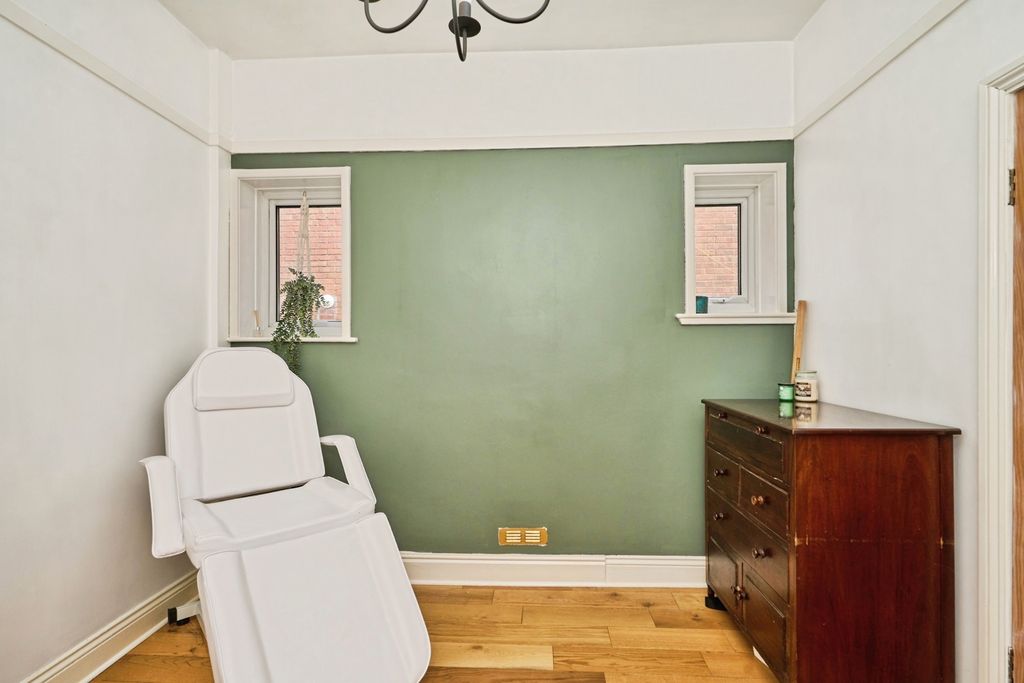 Additional image 18 of 4 bed detached house for saleCastle Road, Newport, Isle Of Wight PO30