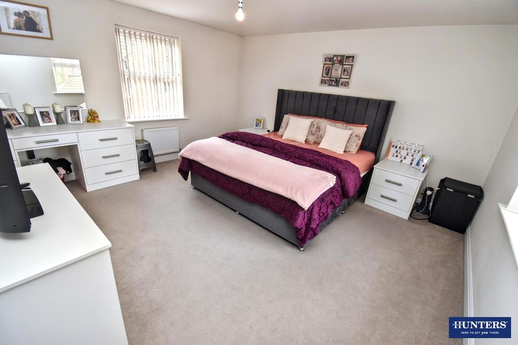 Additional image 4 of 5 bed detached house for saleOswins View, Wigston LE18