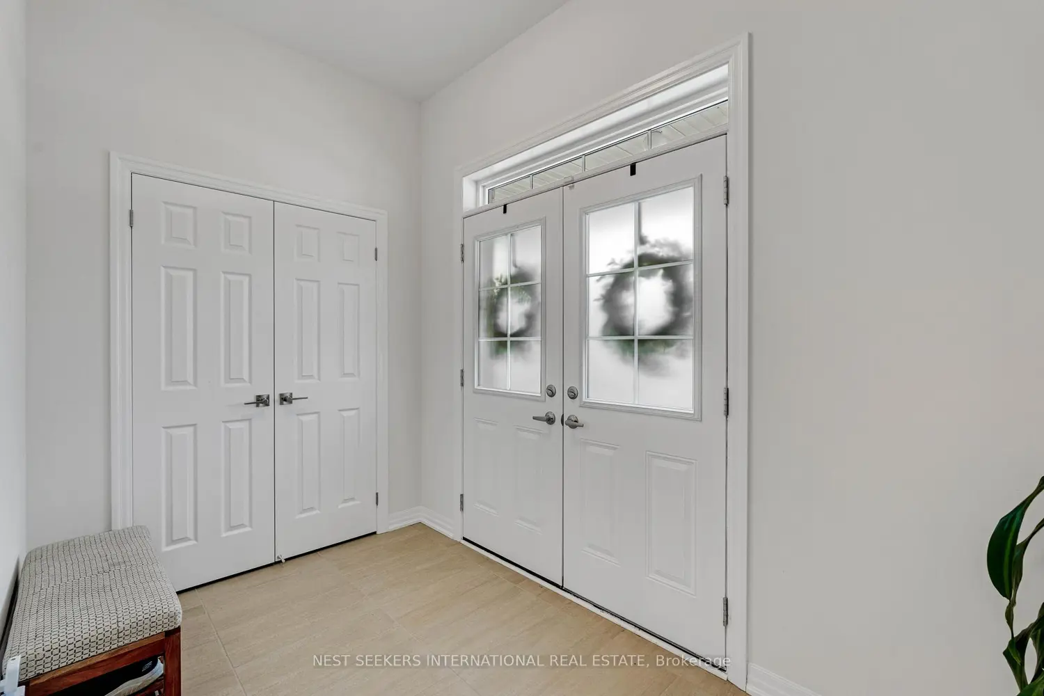 95 Pembrook Street photo 2