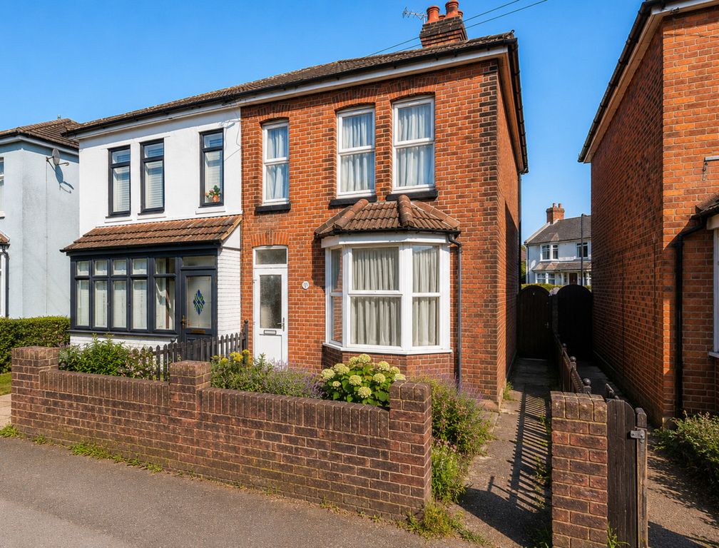 3 bed semi-detached house for saleBridge Road, Southampton SO19