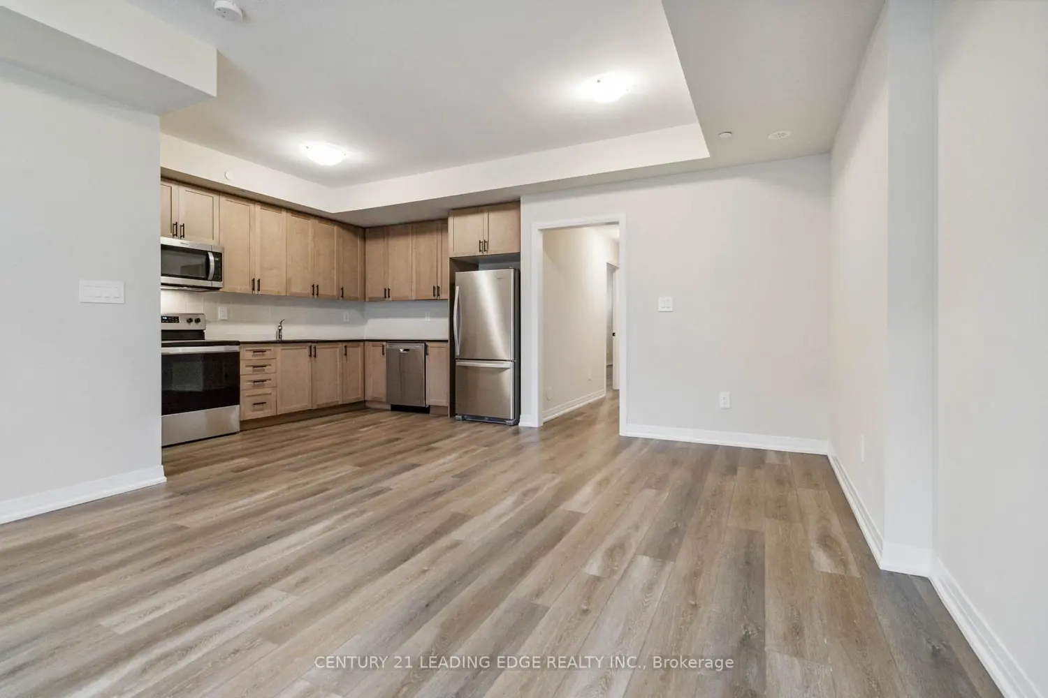 Additional image 8 of 1569 Rose Way 128