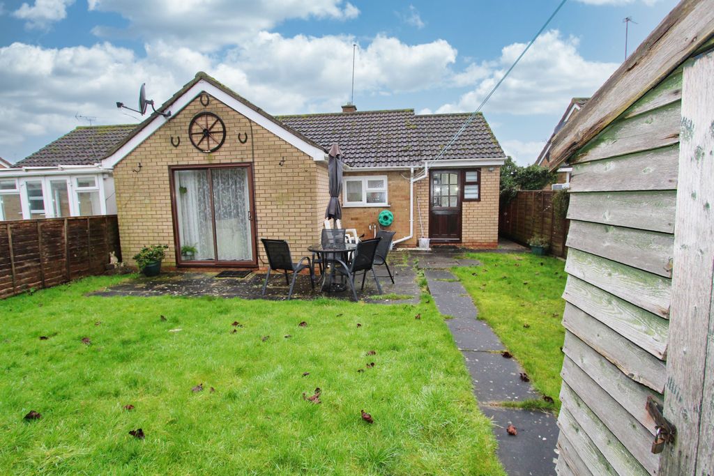 Additional image 17 of 1 bed semi-detached bungalow for saleBerryfield Road, Cottingham LE16